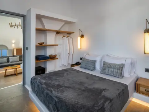 Eteoro Suites - Photo 2