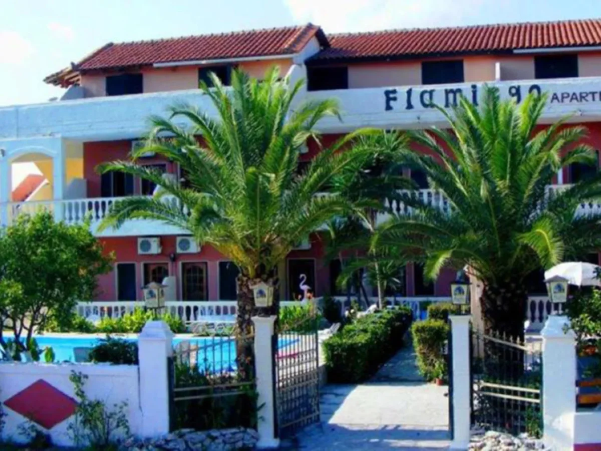 Flamingo Apartments Moraitika Corfu