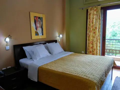 Gaia Kaimaktsalan - Photo 2