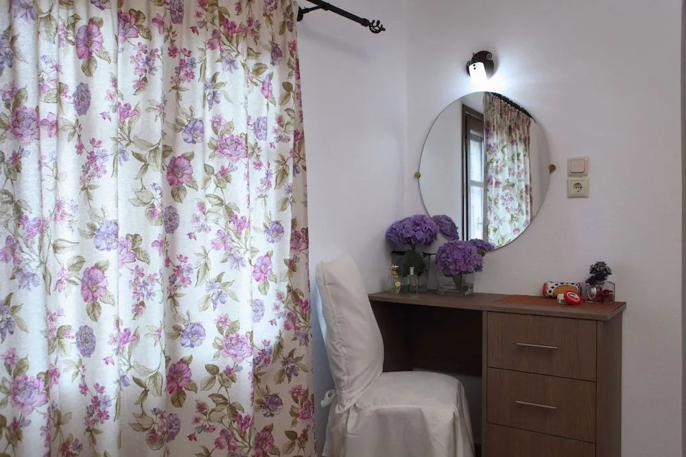 Georgia Villas - Photo 2