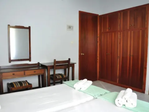 Glaros Rooms - Photo 4