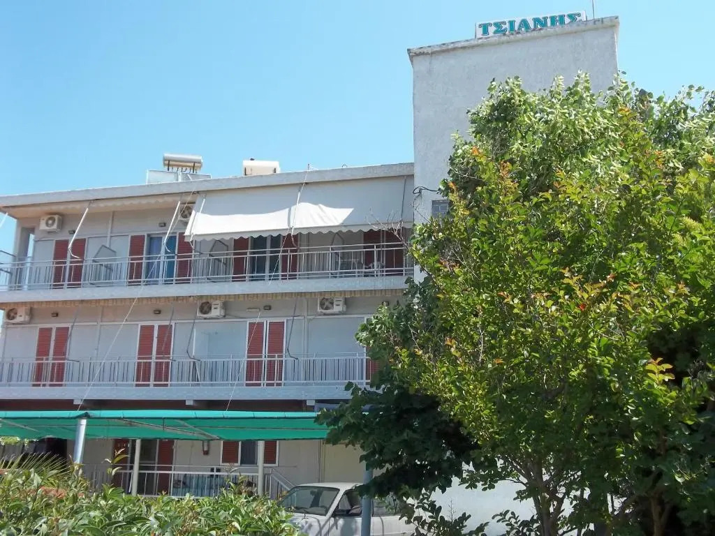 GOLDEN BEACH HOTEL 4 *