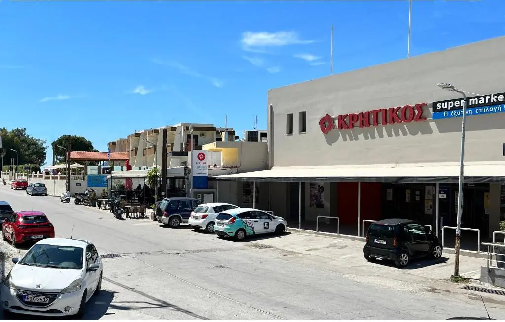 Golden days - Photo 1