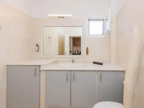 Golden Sunrise Suites - Santorini Family Suite - Photo 4