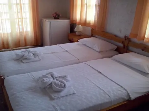 Hotel Ariadne - Photo 2