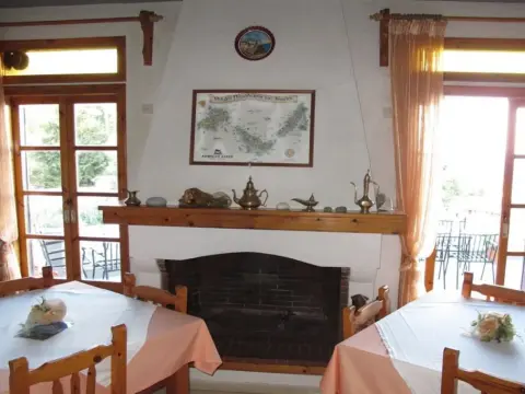 Hotel Ariadne - Photo 3