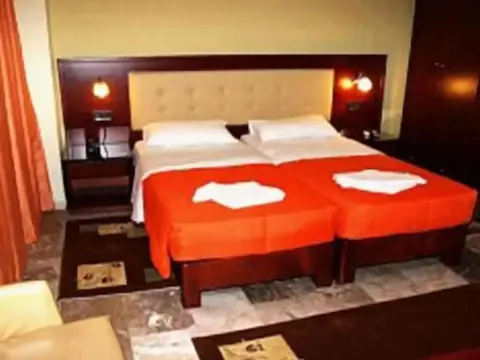 Hotel Filoxenia - Photo 4