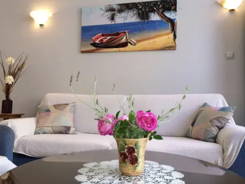 Hotel Isidora - Photo 2