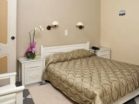 Hotel Klonos Anna - Photo 3