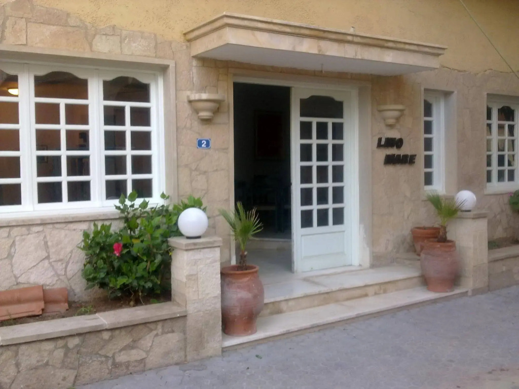 LINO MARE BOUTIQUE 3 *