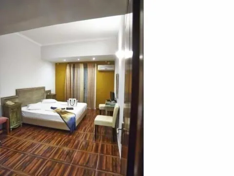 Hotel Methanion - Photo 3