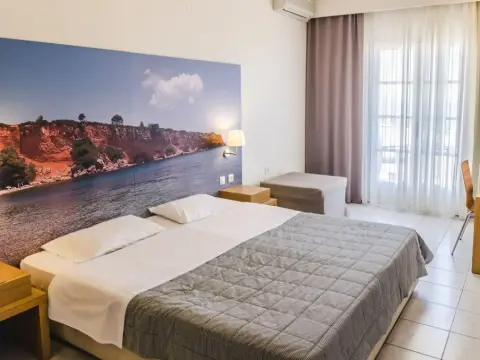 Hotel Nereides - Photo 4