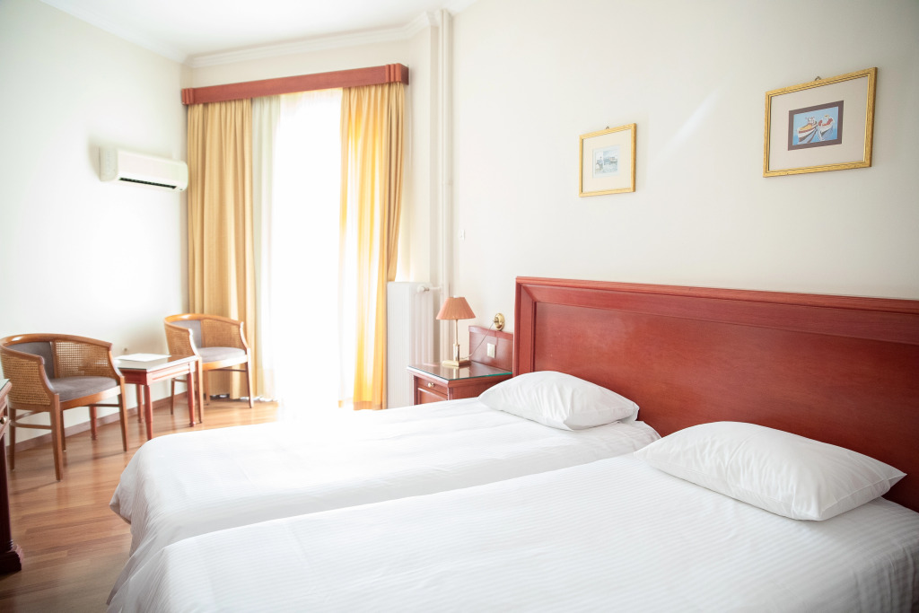 Hotel Tzaki - Photo 2