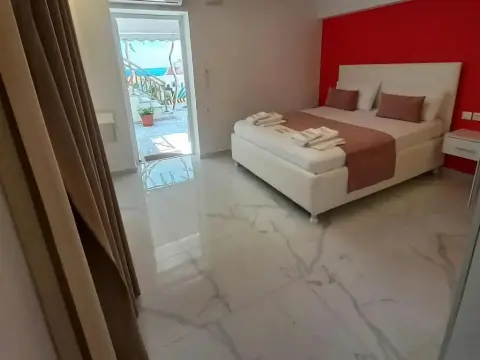 House Blerina - Photo 2