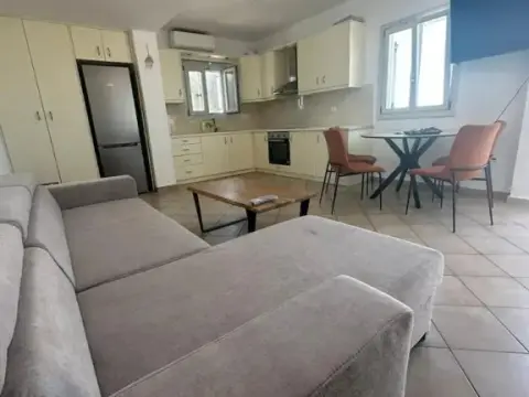 Ifestia House - Photo 4