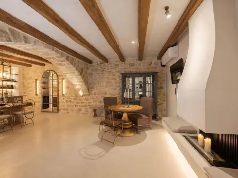 Inotropes Boutique Suites Heraklion - фото 3