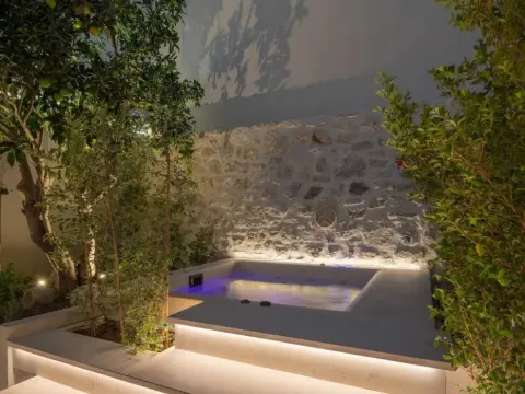 Inotropes Boutique Suites Heraklion - фото 4