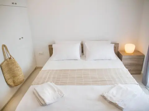 Iridanos Apartments - Photo 4