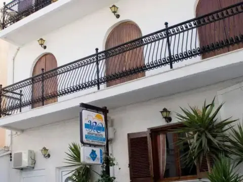 Iro Apartments - Photo 1