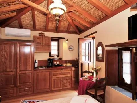 Izambo Guest Houses - Photo 4