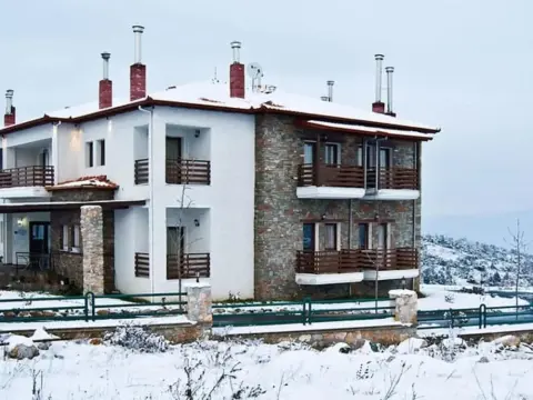 Kerasia Chalet - Photo 1