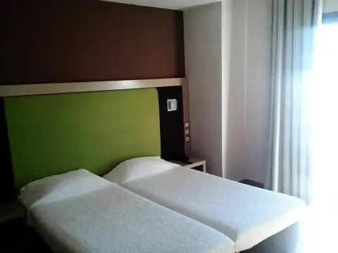 Kipseli Hotel - Photo 3