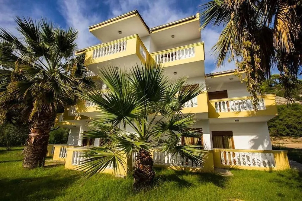 KOUTOULOUFARI VILLAGE HOLIDAY CLUB