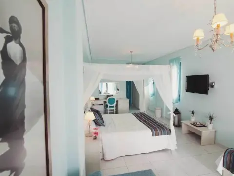 Kyparissia Blue Luxury Rooms & Suites - Photo 2