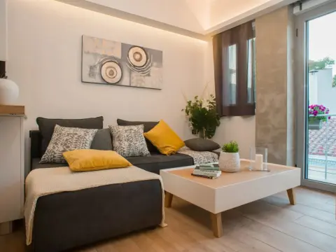 Kyveli Luxury Suites Apartments - Photo 2