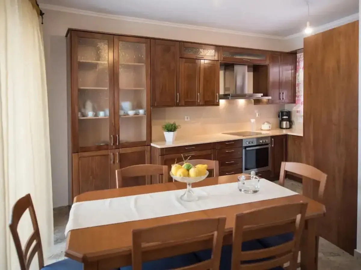 La Strada City House