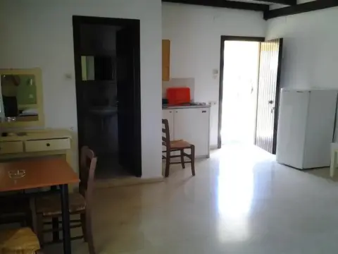 Laopetra Studios - фото 2