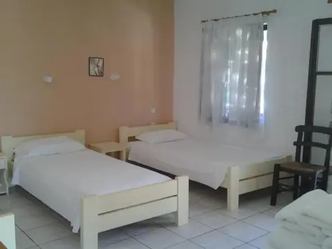 Laopetra Studios - фото 4