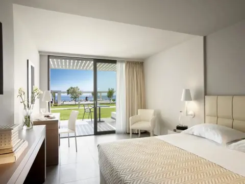 Lichnos Beach Hotel & Suites - фото 1