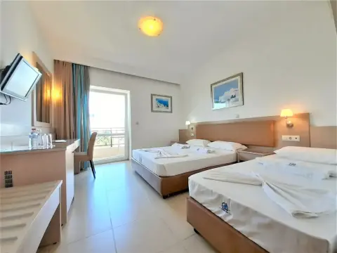 Little Inn - Photo 3