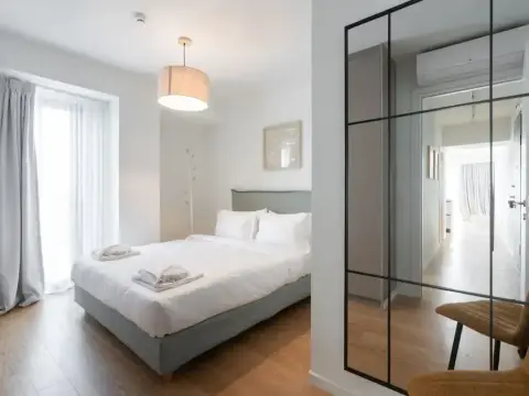 LIV Athinum 1 - Luxury Apartment 5A - Photo 2