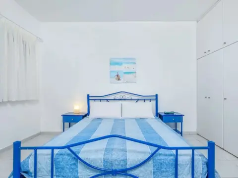 Loutra Village Apartments - Photo 2