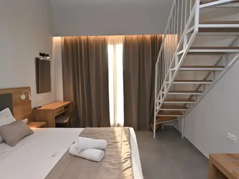 Maltepe Luxury Accommodation By Travelpro Services - Photo 2