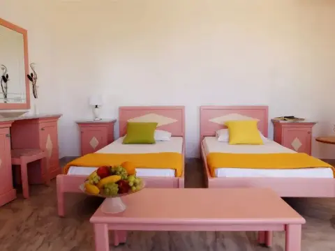 Manousos Sea Studios - Photo 2