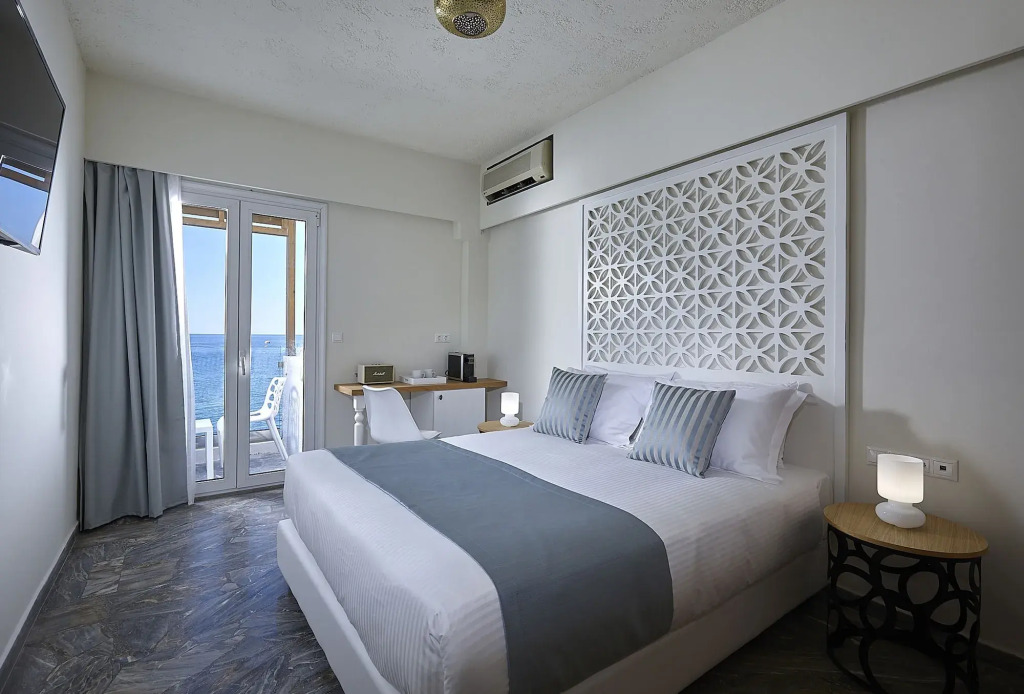 Vasia Boulevard Hotel (Adults Only) - фото 4