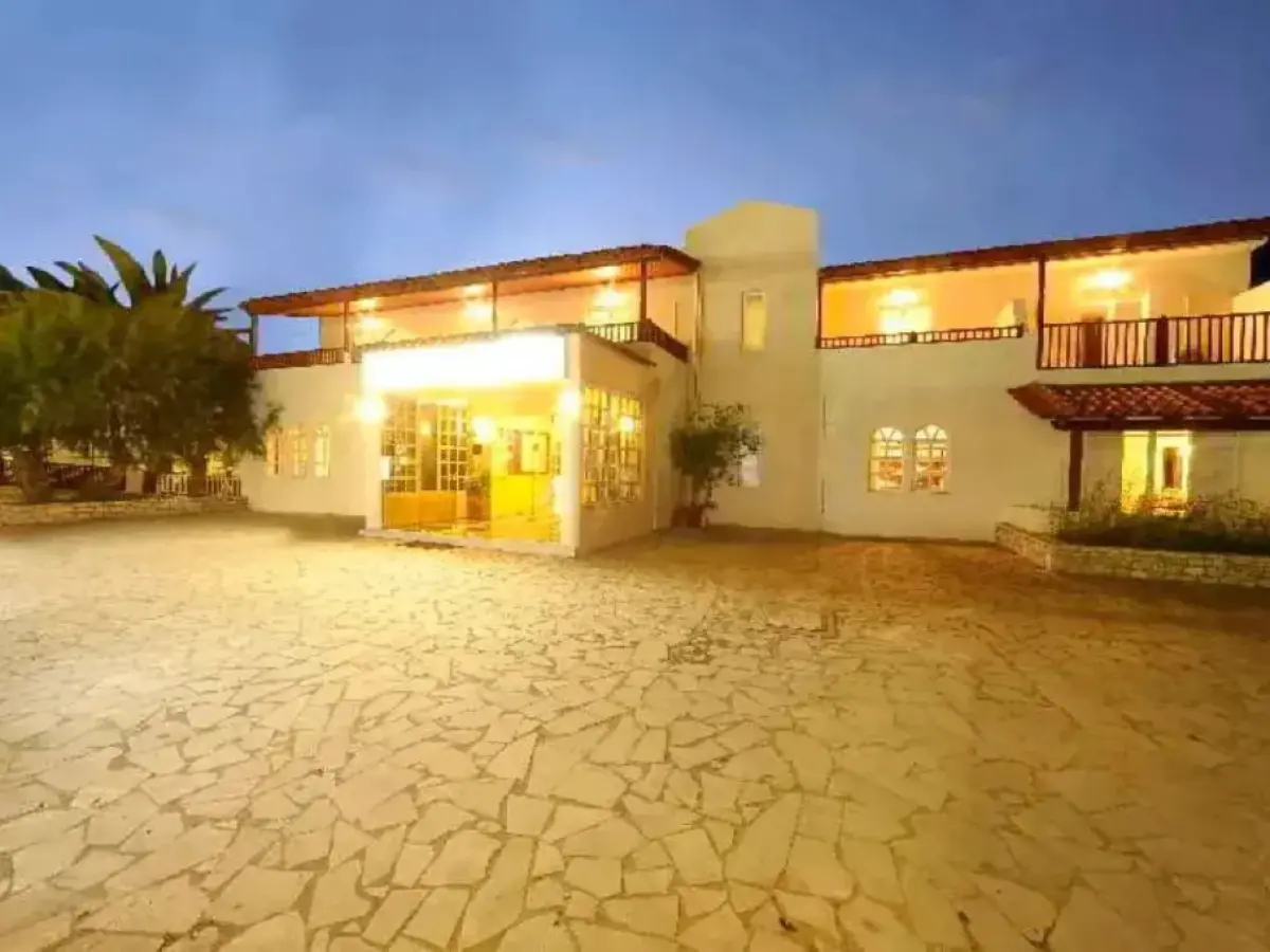 Maravel Land Beach Hotel