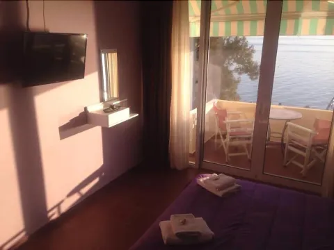 Maravellia Art Hotel - Photo 3