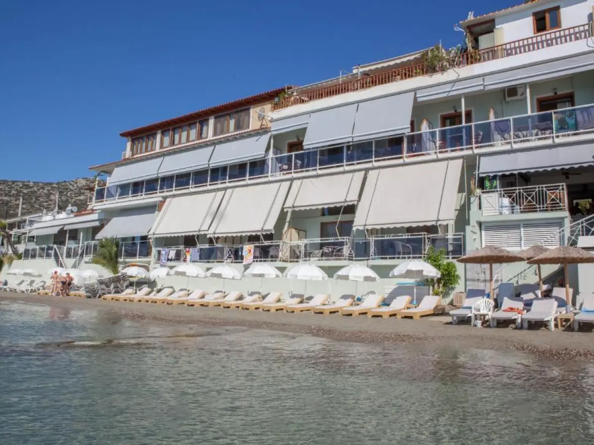 Mari Hotel & Maisonettes