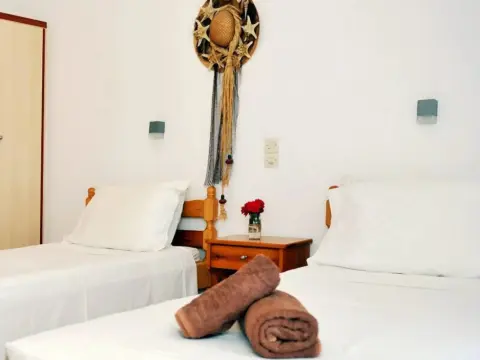 Marina Hotel - Photo 2