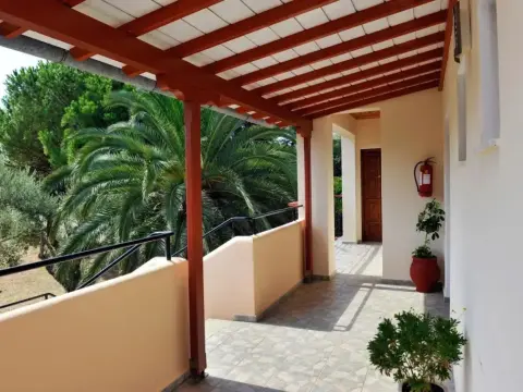 Marina Hotel - Photo 3