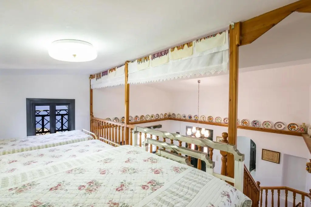 Mertonas Villa - Photo 1