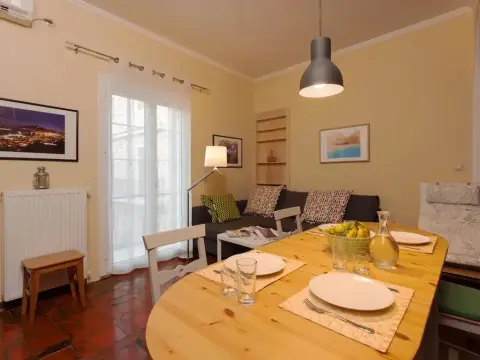 Metropolis Apartment - Photo 1