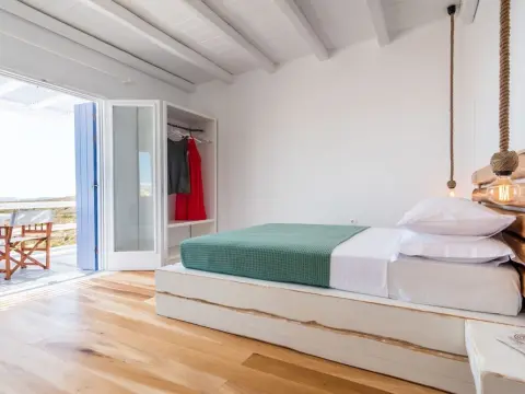 Milesian Suites - Photo 3