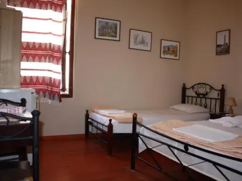 Mme Bassia - Foto 3