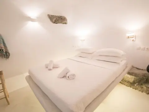 Morfi Cave House - Photo 4