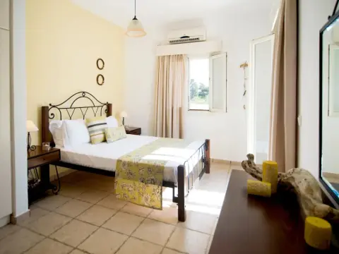 Mouras Resort - Luxury Maisonette Villas - Photo 2